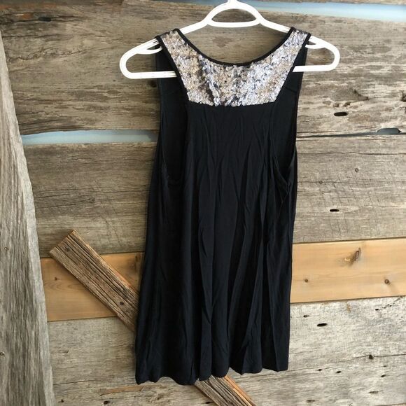 OLD Navy size Med Black tank top with silver sequin shoulders - Picture 3 of 5